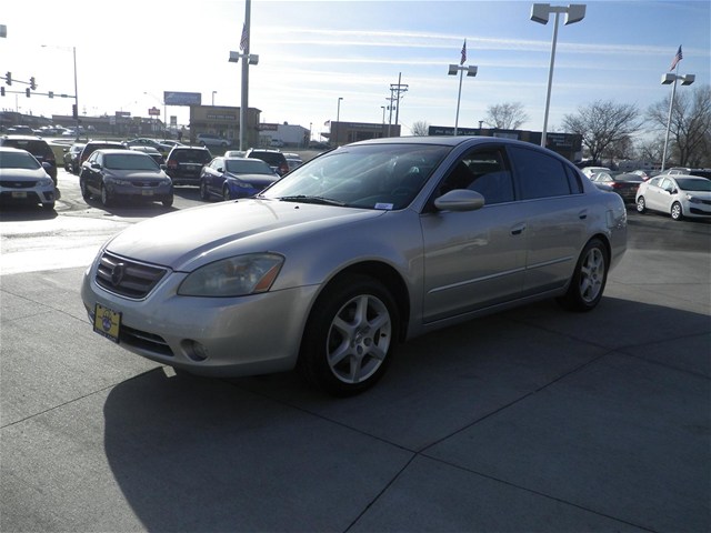 Nissan Altima 2003 photo 4