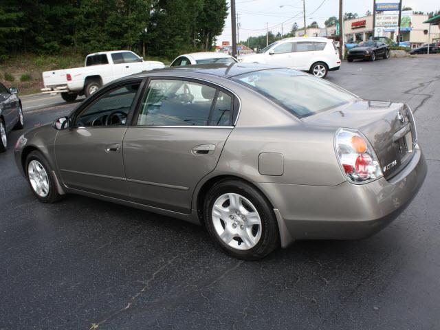 Nissan Altima 2003 photo 5
