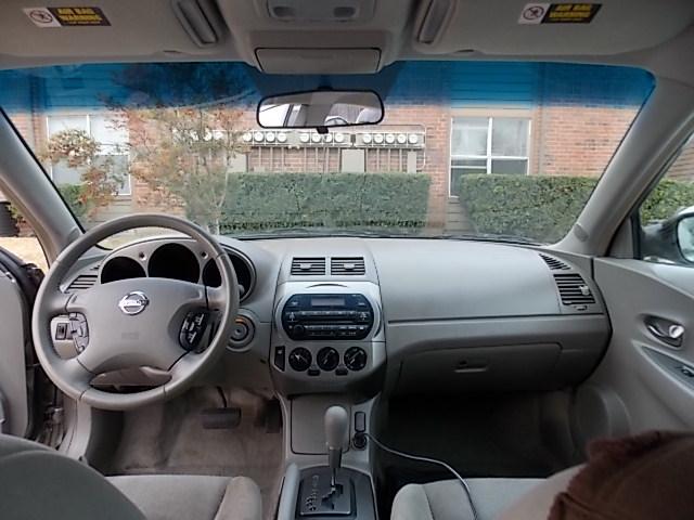 Nissan Altima 2003 photo 3