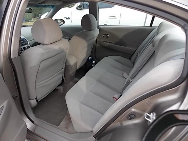 Nissan Altima 2003 photo 4