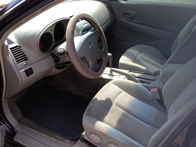 Nissan Altima 2003 photo 2