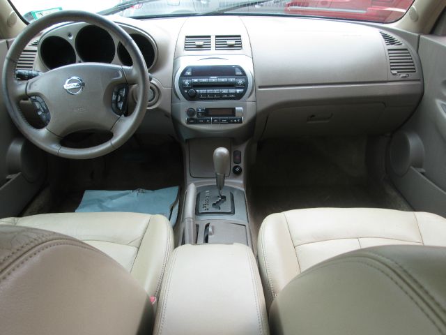 Nissan Altima 2003 photo 5