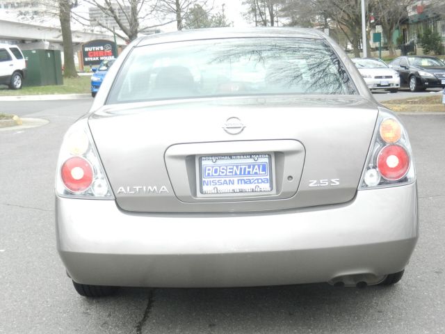 Nissan Altima 2003 photo 3