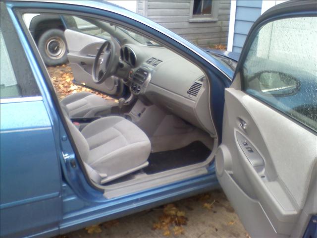 Nissan Altima 2003 photo 4