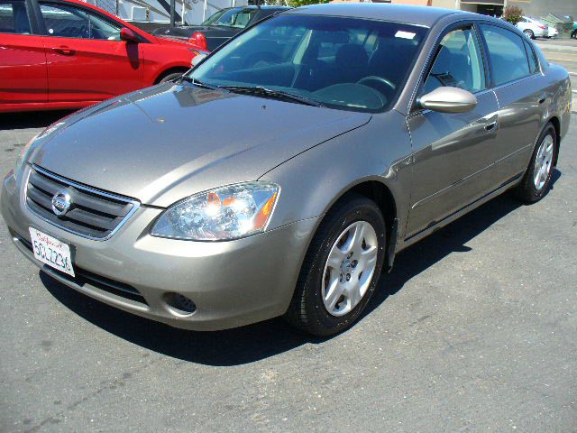 Nissan Altima 2003 photo 4