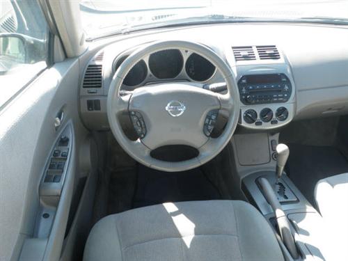 Nissan Altima 2003 photo 4