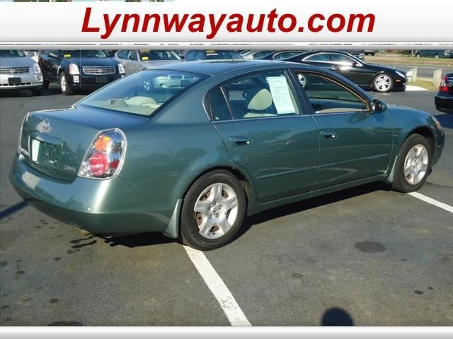 Nissan Altima 2004 photo 4