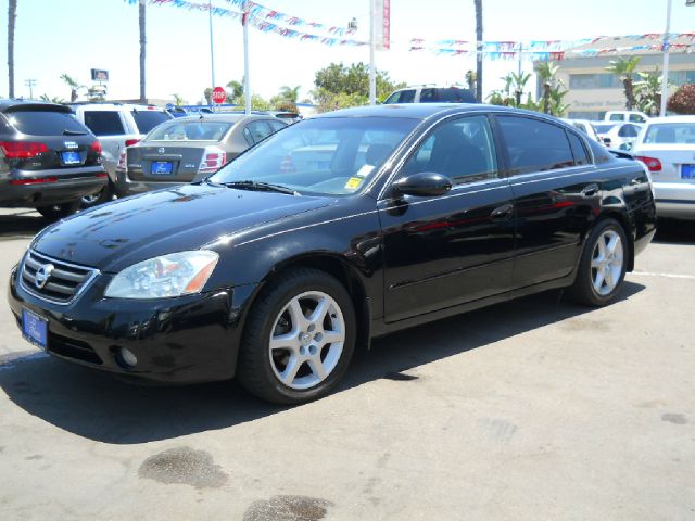 Nissan Altima 2004 photo 1