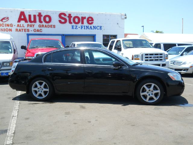 Nissan Altima 2004 photo 2