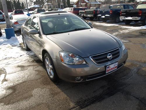 Nissan Altima 2004 photo 2