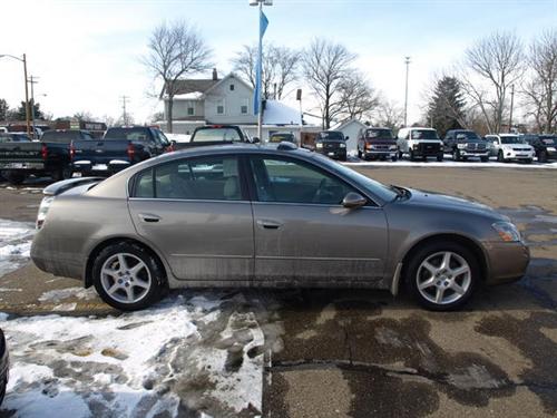Nissan Altima 2004 photo 3