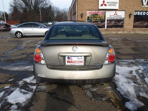 Nissan Altima 2004 photo 5