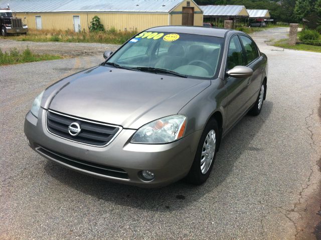 Nissan Altima 2004 photo 2