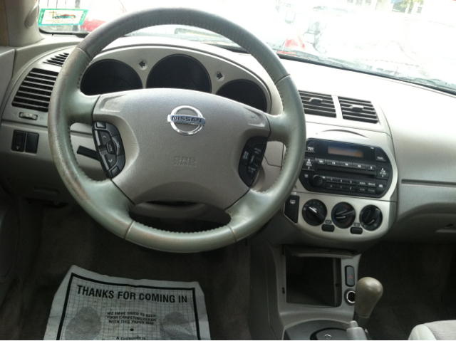 Nissan Altima 2004 photo 2