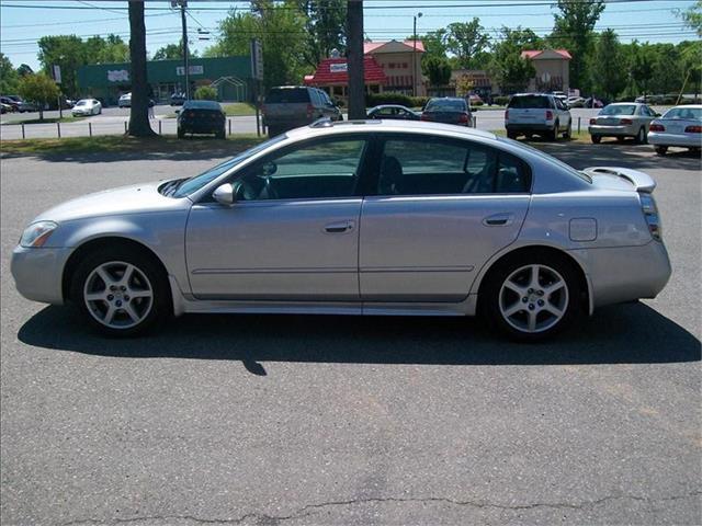 Nissan Altima Unknown Sedan