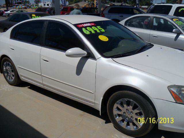 Nissan Altima 2004 photo 1
