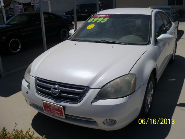 Nissan Altima 2004 photo 4