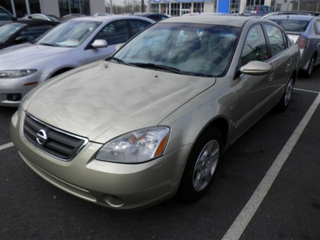 Nissan Altima 2004 photo 1