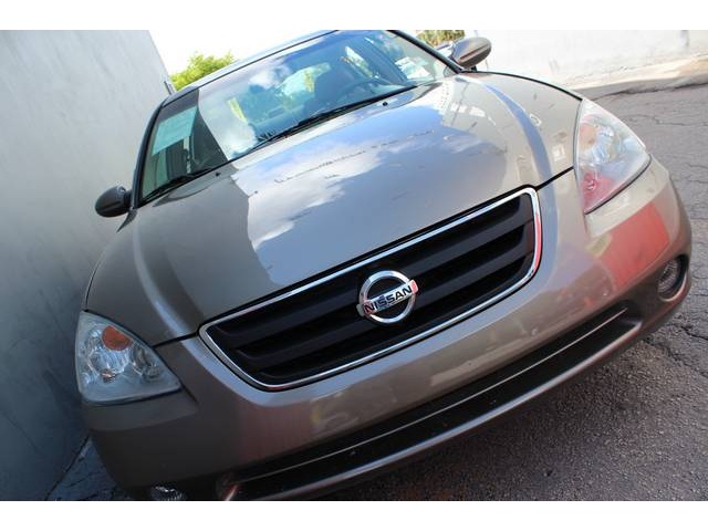 Nissan Altima 2004 photo 1