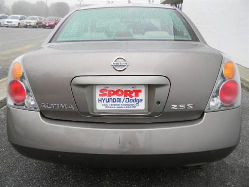 Nissan Altima 2004 photo 3