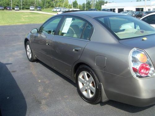 Nissan Altima 2004 photo 3