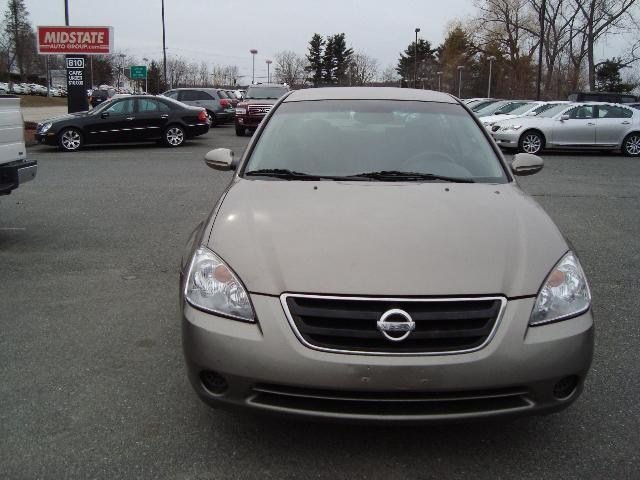 Nissan Altima 2004 photo 2