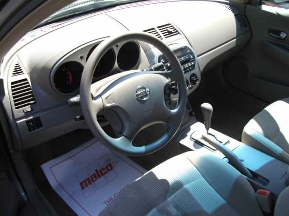 Nissan Altima 2004 photo 4