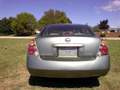 Nissan Altima 2004 photo 3