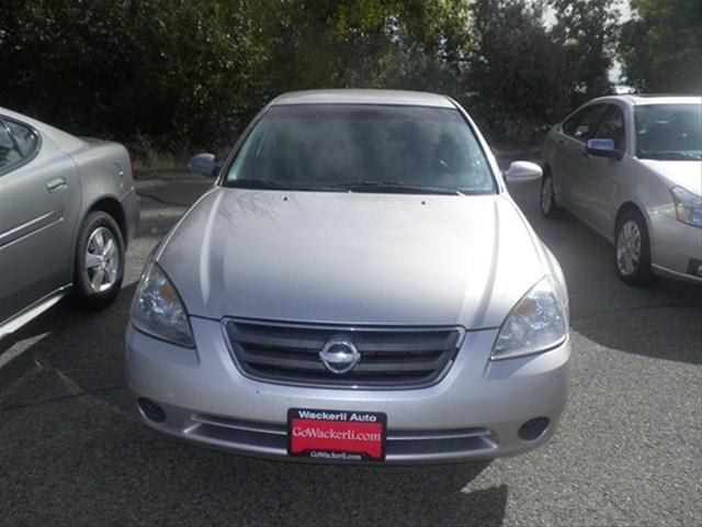 Nissan Altima 2004 photo 1