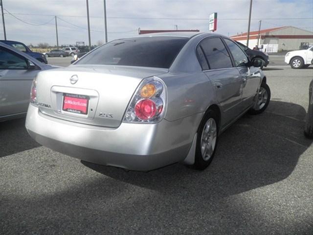 Nissan Altima 2004 photo 5