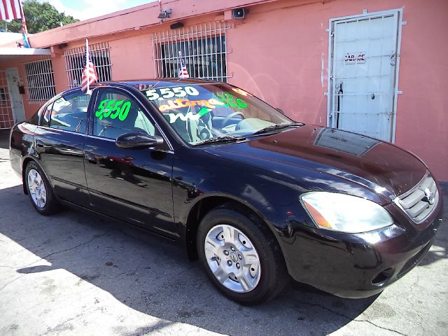 Nissan Altima GS-R Sedan