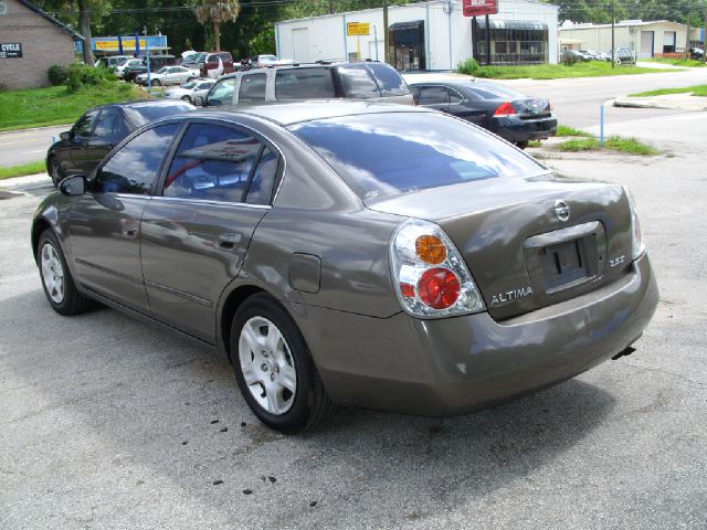 Nissan Altima 2004 photo 0