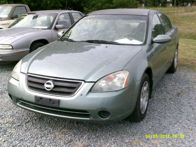 Nissan Altima 2004 photo 2