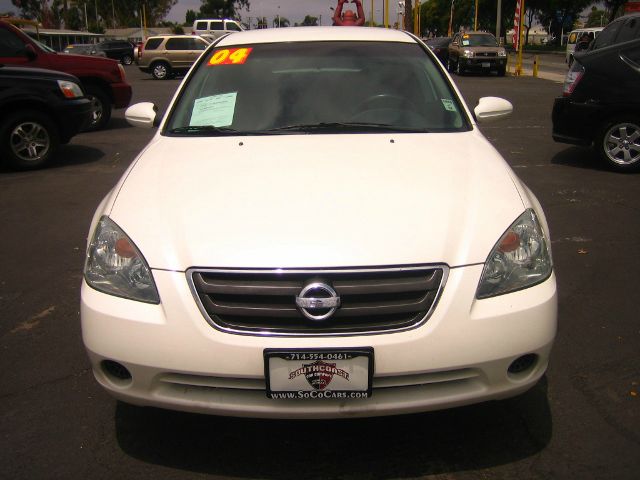 Nissan Altima 2004 photo 3