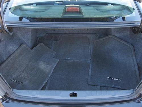 Nissan Altima SE Other