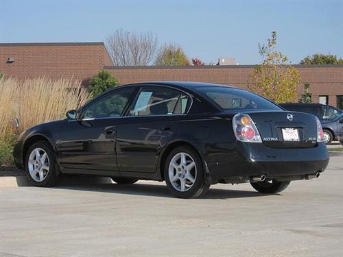 Nissan Altima 2004 photo 1
