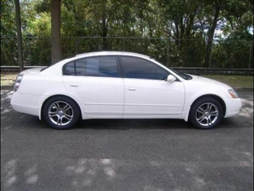 Nissan Altima 2004 photo 2