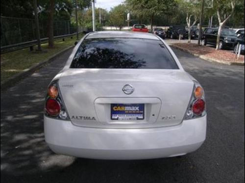 Nissan Altima 2004 photo 3