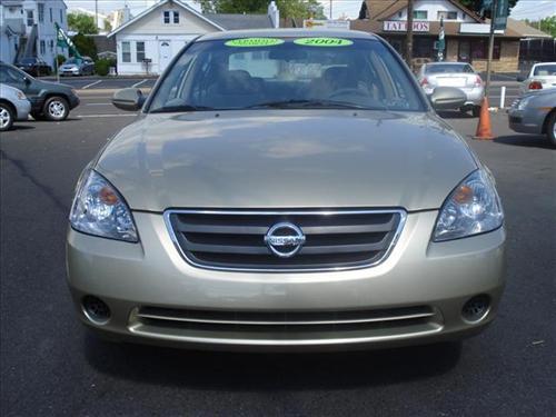 Nissan Altima 2004 photo 1