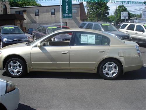 Nissan Altima 2004 photo 4