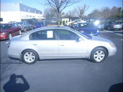 Nissan Altima 2004 photo 3