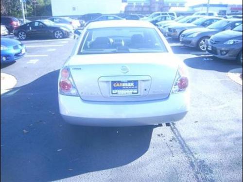 Nissan Altima 2004 photo 5
