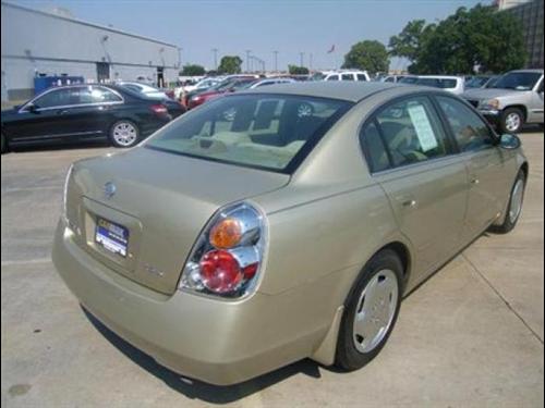 Nissan Altima 2004 photo 3