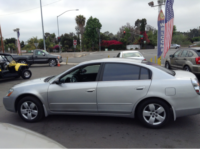 Nissan Altima 2004 photo 1