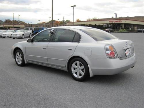 Nissan Altima 2004 photo 1