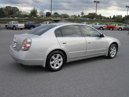 Nissan Altima 2004 photo 2