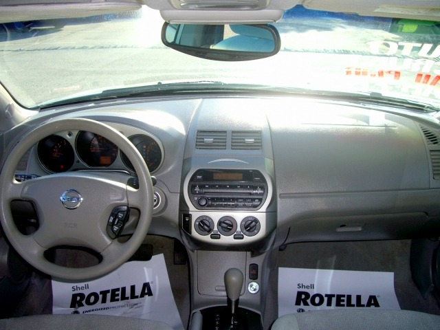 Nissan Altima 2004 photo 4