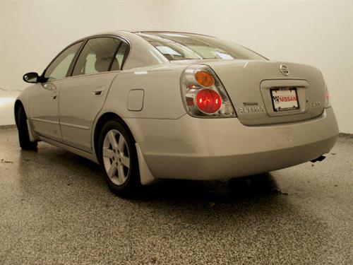 Nissan Altima Pickupslt Quad Cab SWB 4WD 4x4 Truck Other