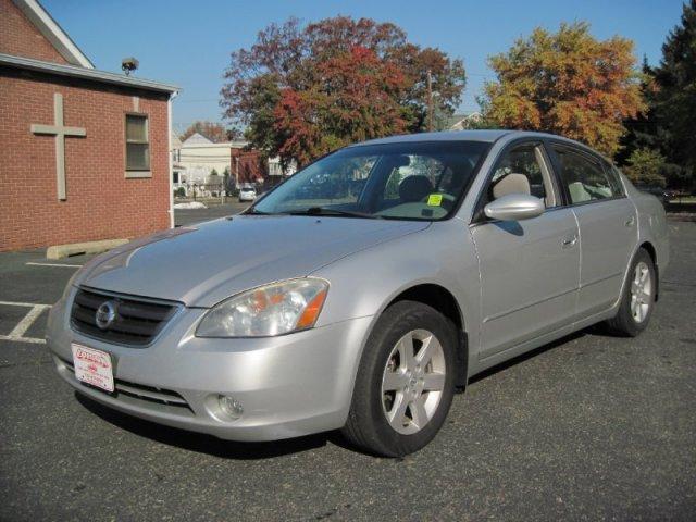 Nissan Altima 2004 photo 1