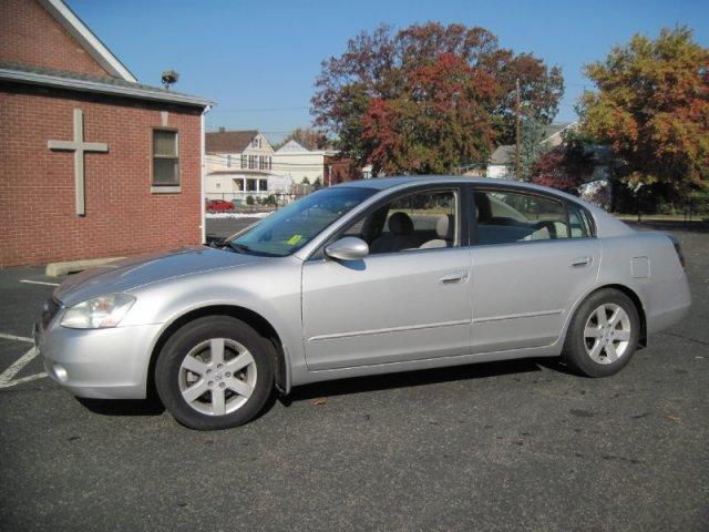 Nissan Altima 2004 photo 2